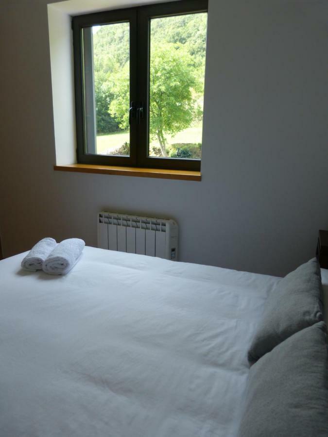 Apartament Hug Roger Valencia D'Aneu Exterior photo